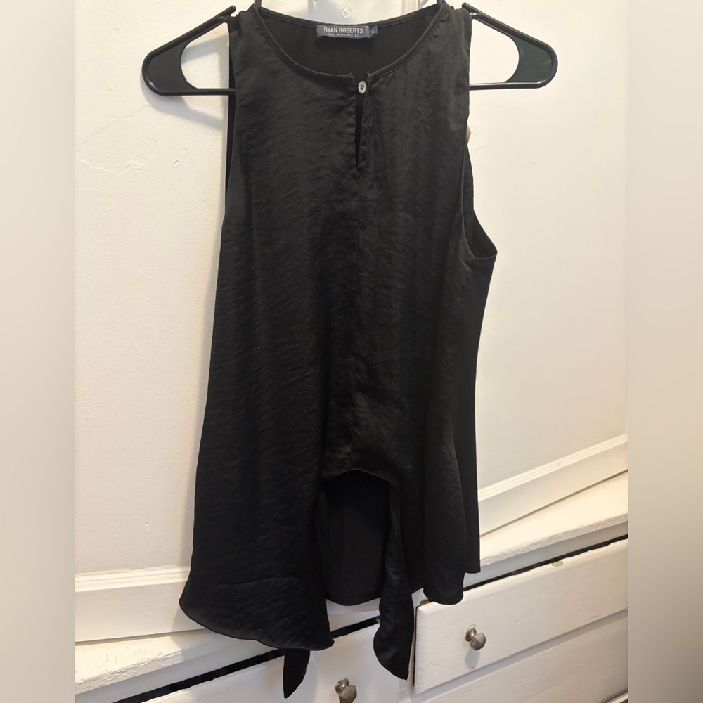 Ryan Roberts Black Satin Round Neck Sleeveless Tie Front Button Blouse Women XS